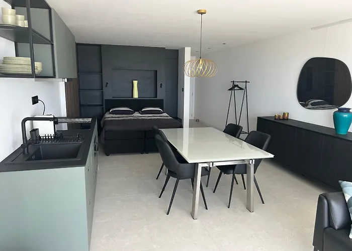 Splendid 8 - - - 45m2