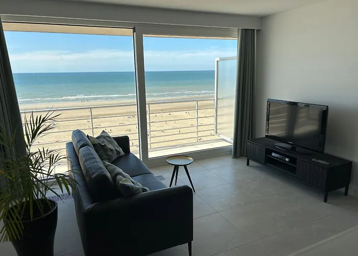 Splendid 8 - - - 45m2 * De Panne